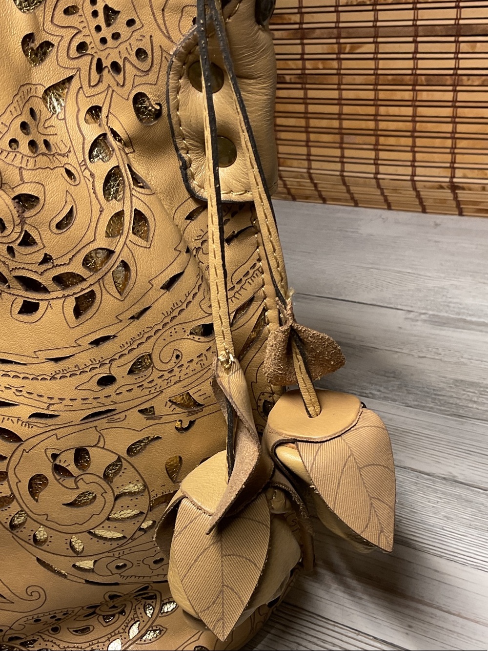 Patricia Nash Laser Lace Otavia Bucket Bag shoulder bag - Picture 4 of 7